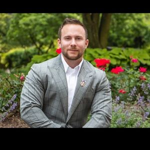 Meet your Posher, Brandon